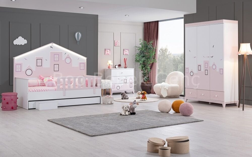 City Pembe Montessori  Çocuk Odası