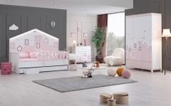 City Pembe Montessori  Çocuk Odası