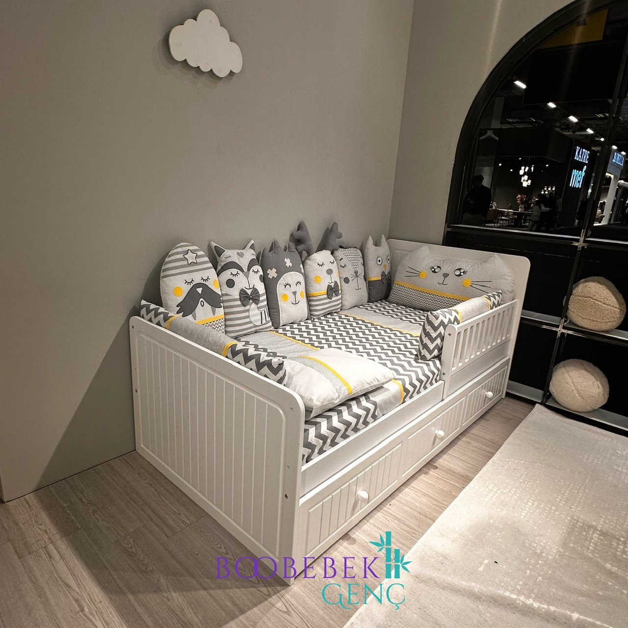 Lena Yavrulu Karyola