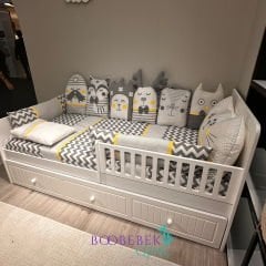 Lena Yavrulu Karyola