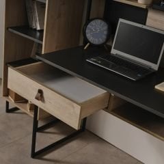 Neon Çalışma Masası