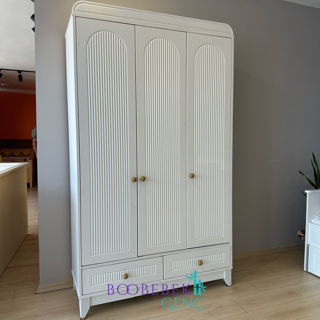 Aura 3 Kapılı Dolap