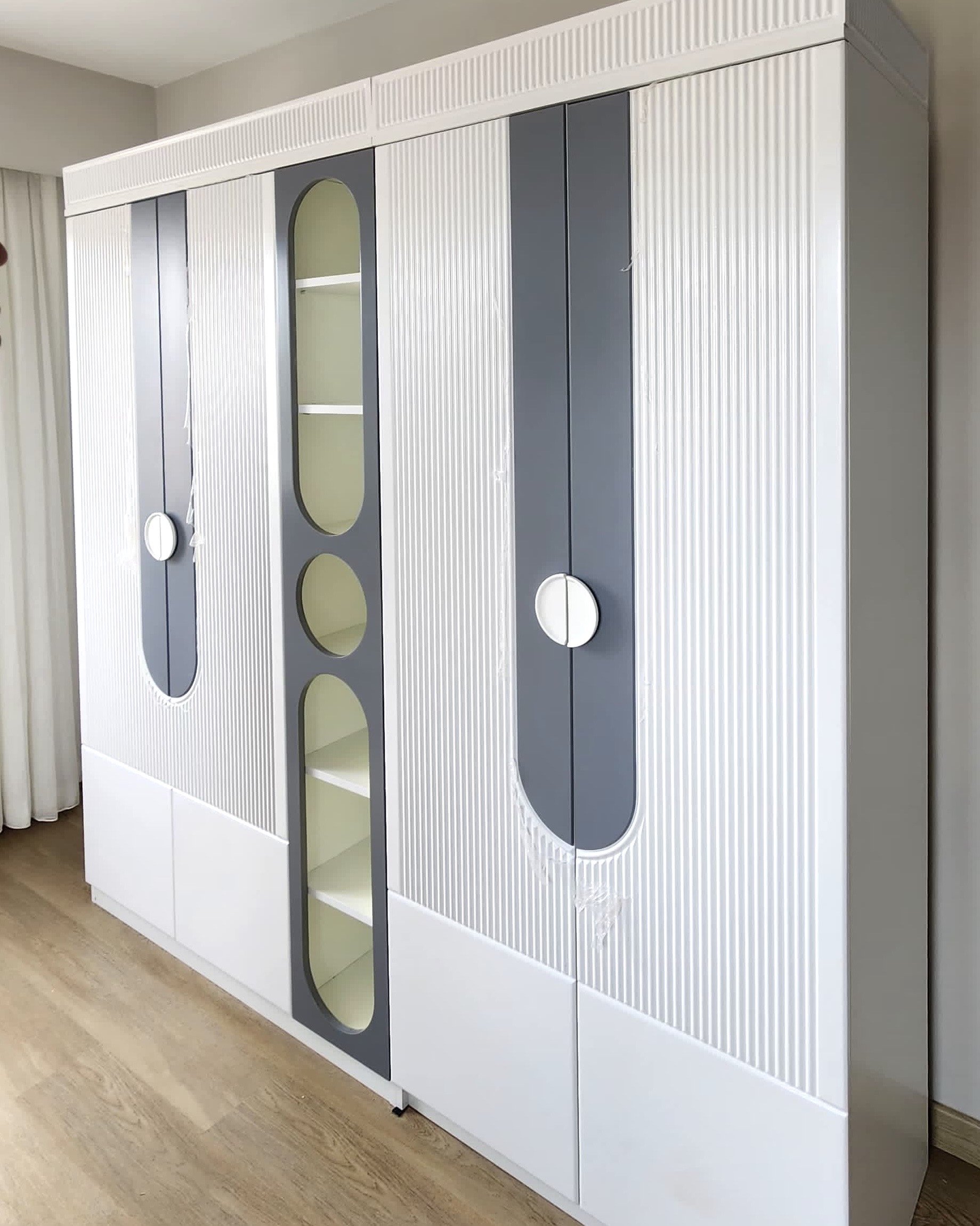 Myra 4 Kapılı Kitaplıklı Dolap, Gri